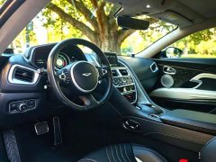 Aston Martin DB11 2020 4.0T V8 Coupe - ფოტო 10