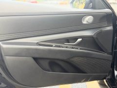 Hyundai Elantra 1.5L CVT Luxury - ფოტო 9