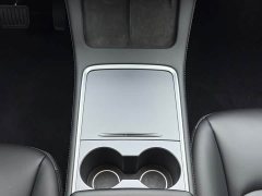 Tesla Model Y Standard Range RWD - ფოტო 12