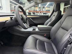 Tesla Model Y Standard Range RWD - ფოტო 8