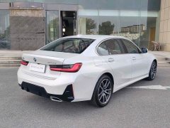BMW 3 Series 325Li M Sport Package - ფოტო 11