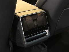 Tesla Model Y Rear-Wheel Drive - ფოტო 8