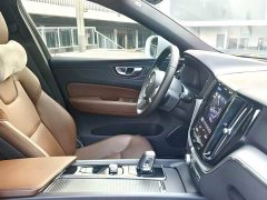 Volvo XC60 B5 AWD Smart Luxury Edition - ფოტო 3