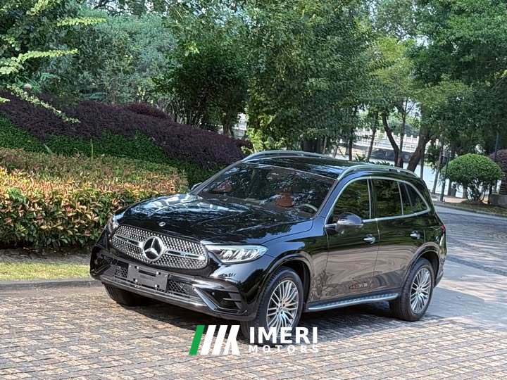 Mercedes-Benz GLC 300 L 4MATIC Dynamic 5-Seater