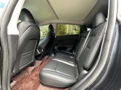 Tesla Model Y Rear-Wheel Drive - ფოტო 8