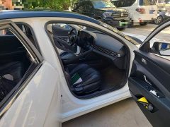 Hyundai Elantra 1.5L CVT Luxury - ფოტო 19