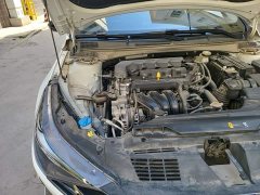 Hyundai Elantra 1.5L CVT Luxury - ფოტო 20