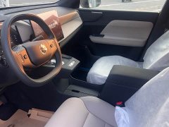 Volvo XC70 Plug-in Hybrid AWD Extended Range Core - ფოტო 2