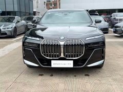 BMW 7 Series Facelift 740Li Luxury M Sport Package - ფოტო 2
