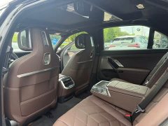 BMW 7 Series Facelift 740Li Luxury M Sport Package - ფოტო 8