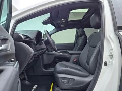 Toyota Sienna 2.5L Hybrid Premium Edition - ფოტო 13