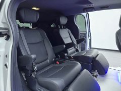 Toyota Sienna 2.5L Hybrid Premium Edition - ფოტო 17