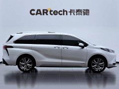 Toyota Sienna 2.5L Hybrid Premium Edition - ფოტო 4
