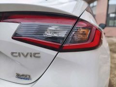 Honda Civic 2023 Hatchback 240 Turbo CVT Sharp Edition - ფოტო 18