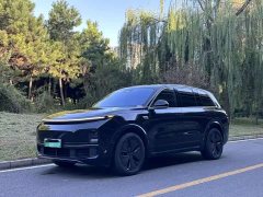 Li Auto Ideal L8 Air - ფოტო 1