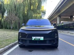 Li Auto Ideal L8 Air - ფოტო 3