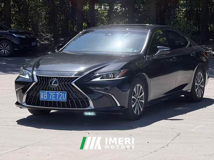 Lexus ES 200 Excellence Edition
