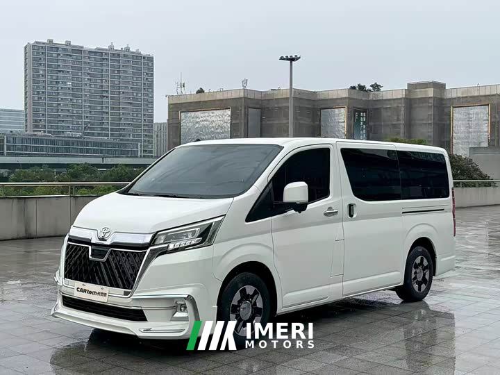 Toyota HIACE 3.5L Automatic