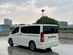 Toyota HIACE 2022 3.5L Automatic - ფოტო 4