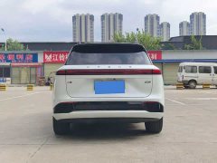 XPeng G9 625 Long Range Max - ფოტო 8