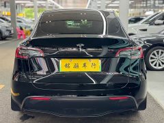 Tesla Model Y Standard Range RWD - ფოტო 5