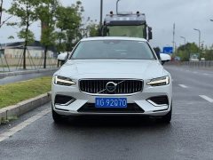 Volvo S60 2020 T3 Luxury - ფოტო 2
