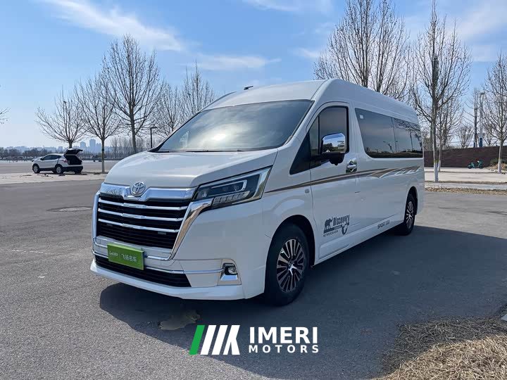 Toyota HIACE 3.5L Middle East Version