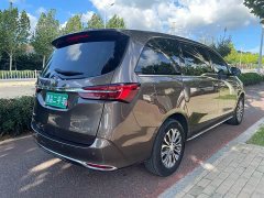 Buick GL8 2023 Land Executive Cabin 652T Luxury - ფოტო 4