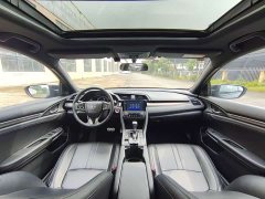Honda Civic 2021 Hatchback 220 Turbo CVT Trendy Control - ფოტო 13