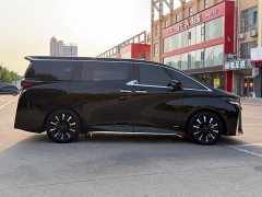 Toyota Vellfire Crown Hybrid 2.5L Executive Premier Edition - ფოტო 19