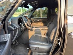 Toyota Vellfire Crown Hybrid 2.5L Executive Premier Edition - ფოტო 4