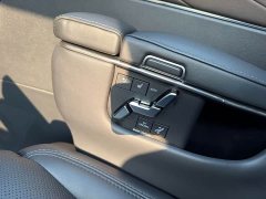 Toyota Vellfire Crown Hybrid 2.5L Executive Premier Edition - ფოტო 8