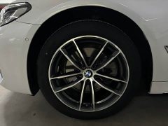 BMW 5 Series 525Li M Sport Package - ფოტო 5