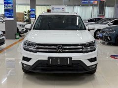 Volkswagen Touareg 2022 280TSI FWD Luxury Edition - ფოტო 2