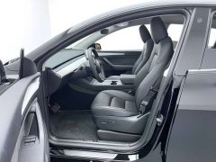 Tesla Model Y Rear-Wheel Drive - ფოტო 12