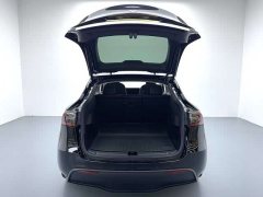 Tesla Model Y Rear-Wheel Drive - ფოტო 15