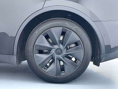 Tesla Model Y Rear-Wheel Drive - ფოტო 16