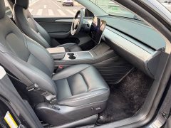 Tesla Model Y Rear-Wheel Drive - ფოტო 11