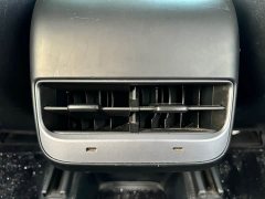 Tesla Model Y Rear-Wheel Drive - ფოტო 15