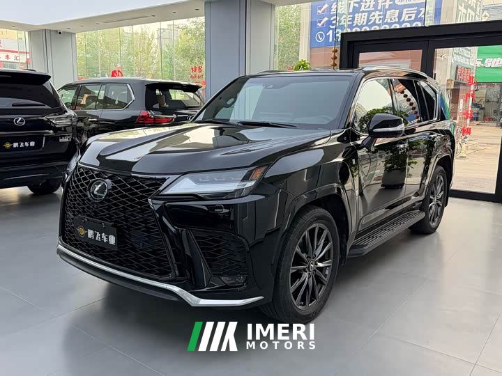 Lexus LX 600 US-spec