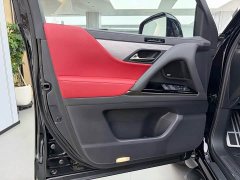 Lexus LX 2022 600 US-spec - фото 17