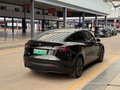 Tesla Model Y 2023 Long Range All-Wheel Drive - ფოტო 10