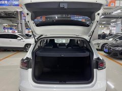 Volkswagen Touareg Sharp 1.5L Keen Edition - ფოტო 11