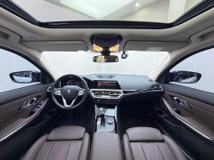 BMW 3 Series 320i M Sport Package - ფოტო 17