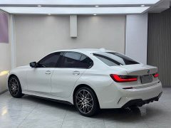 BMW 3 Series 320i M Sport Package - ფოტო 6