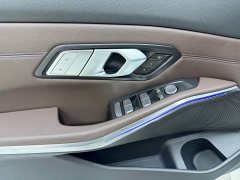 BMW 3 Series 320i M Sport Package - ფოტო 8