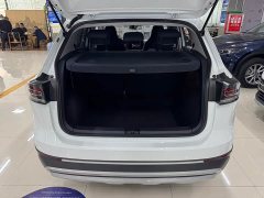 Volkswagen Touareg Sharp 1.5L Sharp Pro - ფოტო 12