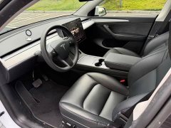 Tesla Model Y Rear-Wheel Drive - ფოტო 4