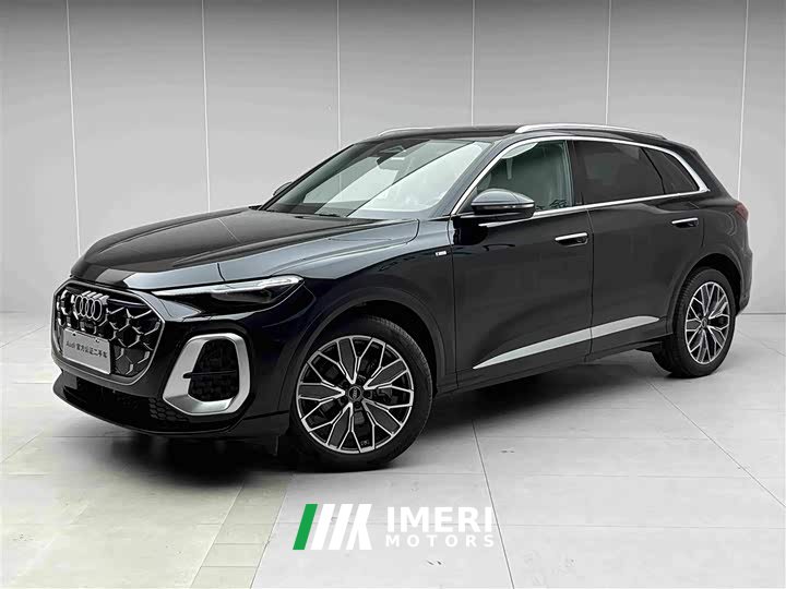 Audi Q5L 2.0T Exclusive Edition for Millions of Users