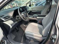 Toyota Sienna 2.5L Hybrid Luxury Edition - ფოტო 2